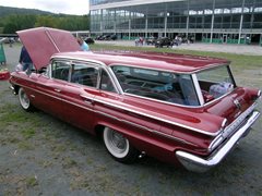 1960 Pontiac Bonneville Safari