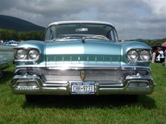 1958 Oldsmobile Super 88 Holiday Sedan