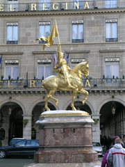 Place des Pyramides