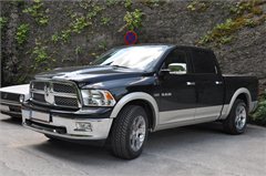 Dodge RAM HEMI 5.7