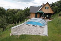 Ferienhaus mit Pool